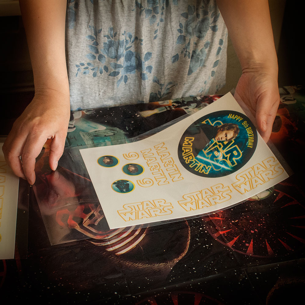 Cake Toppers Tutorial How To Use Icing Cake Toppers Unique Gift Shop