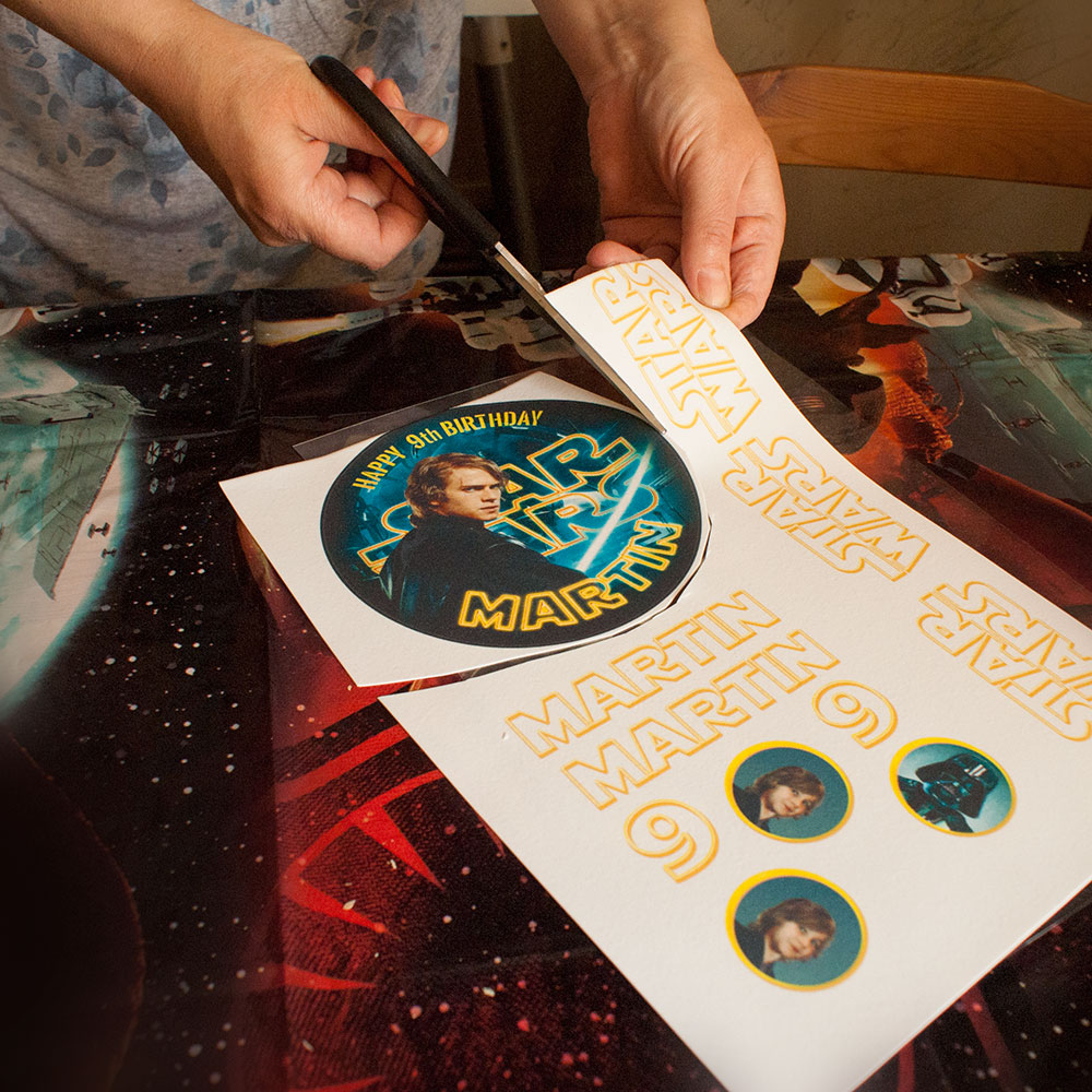 Cake Toppers Tutorial How To Use Icing Cake Toppers Unique Gift Shop